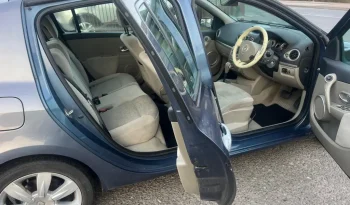 
									Renault Clio 2007 full								