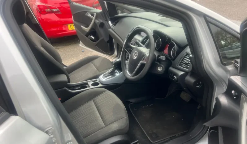 
								Vauxhall Astra 2010 full									