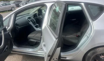 
									Vauxhall Astra 2010 full								