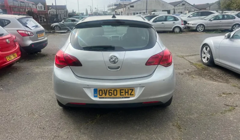 
								Vauxhall Astra 2010 full									