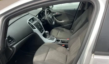 
									Vauxhall Astra 2010 full								