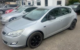 Vauxhall Astra 2010