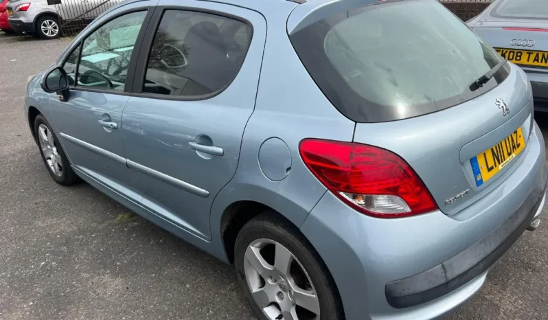 
								Peugeot 207 Sport 2011 full									