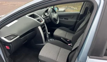 
									Peugeot 207 Sport 2011 full								