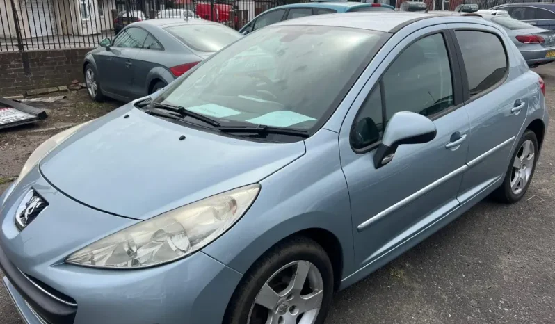 
								Peugeot 207 Sport 2011 full									