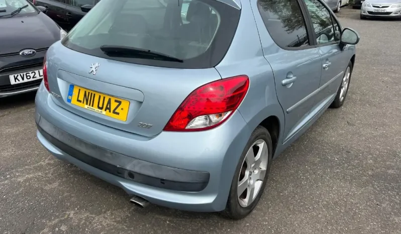 
								Peugeot 207 Sport 2011 full									